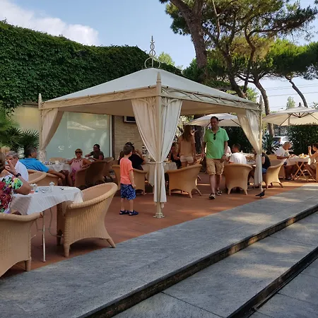Adriatica Ambienthotels 4* Римини