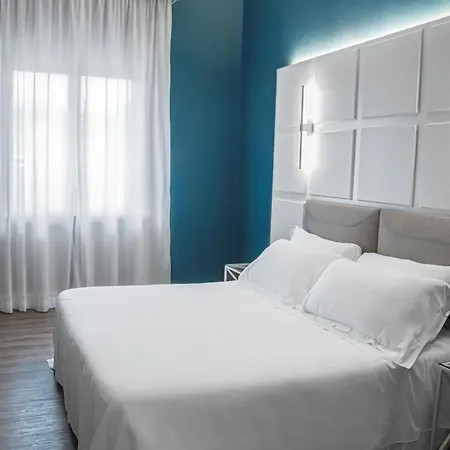 Adriatica Ambienthotels מלון רימיני