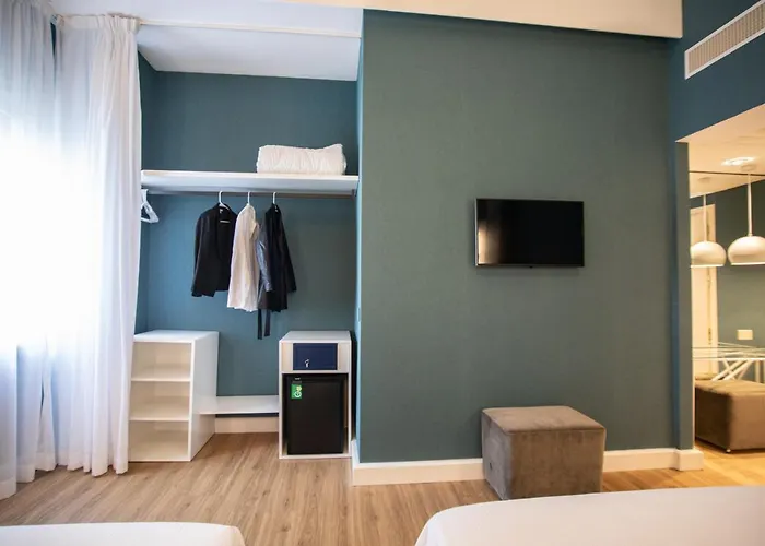 Adriatica Ambienthotels מלון רימיני