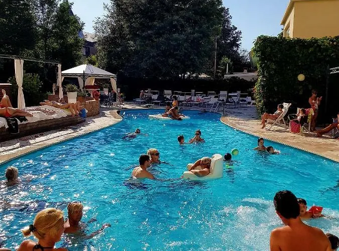 호텔 Adriatica Ambienthotels 4*